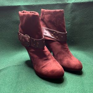 Kenneth Cole Reaction swashbuckling booties